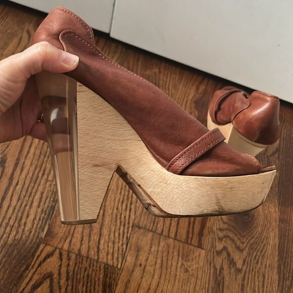 Chloe Leather Peep Toe Wood and Lucite platform heel Size 40 - Picture 5 of 6